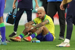 Neymar tiết lộ bị khủng hoảng tâm lý nặng khi Brazil bị loại