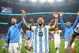 Kỷ lục bị vượt qua, Batistuta vẫn dành lời chúc mừng tới Messi