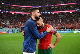 Được tổng thống Pháp ngợi khen, Amrabat tiết lộ chiến thuật bất ngờ của tuyển Pháp