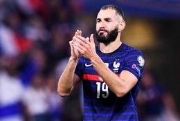 Benzema không còn khoác áo đội tuyển Pháp sau khi lỡ World Cup