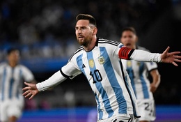 Video cận cảnh bàn thắng bằng đá phạt ngoạn mục của Messi cho Argentina