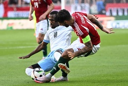 Đội hình ra sân Hungary vs Thuỵ Sĩ: Szoboszlai đá chính