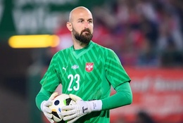 Cầu thủ Serbia đánh nhau với CĐV ở quán bar trước khi bị loại ở Euro 2024?