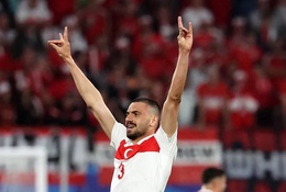 Ăn mừng phản cảm, người hùng Thổ Nhĩ Kỳ bị phạt cực nặng ở Euro 2024