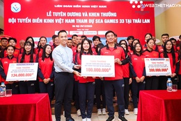 Vietcontent trao tặng đội tuyển điền kinh Việt Nam 100 triệu sau thành tích 12 HCV SEA Games 33