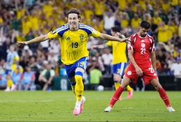 Vào sân 18 giây, tiền vệ Thụy Điển ghi bàn nhanh thứ 2 lịch sử World Cup