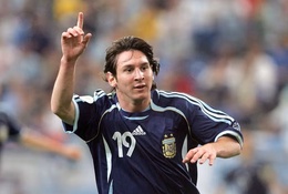 Lionel Messi - Từ cậu bé rụt rè đến biểu tượng World Cup