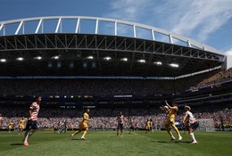 Bóng đá Mỹ nối dài mạch thắng tuyệt đối trên sân Seattle Stadium