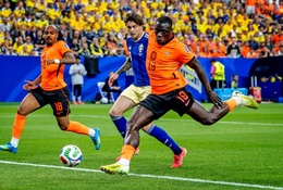 Brobbey ghi bàn thắng lịch sử cho Hà Lan, tiếp nối Ronaldo, Lineker và Podolski