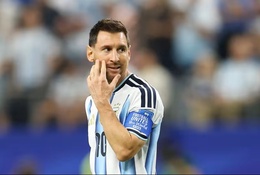 Messi tự trách sau cú đúp vào lưới Áo: "Tôi tức giận vì đá hỏng phạt đền"