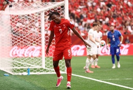 Hạ Canada, Thụy Sỹ khiến chủ nhà World Cup mất lợi thế sân nhà ở vòng knock-out