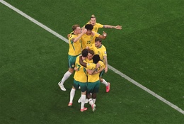 Video: Australia gỡ hòa 1-1 ở phút 55 nhờ pha phản lưới của Mohamed Hany.