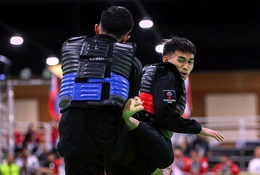 SEA Games: 3 tiếng đồng hồ hồi hộp trước khi Muhammad Izzul bảo vệ thành công HCV pencak silat