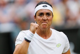 Sao tennis nữ Ons Jabeur khâm phục Cristiano Ronaldo do dám đá pen 2 lần trước Slovenia ở Euro 2024