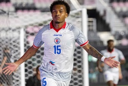 ĐT Haiti phải thay đổi thiết kế áo đấu tại World Cup 2026 vì FIFA “tuýt còi”