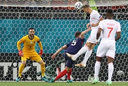 Thụy Sĩ gây bất ngờ bằng vua kiến tạo tại EURO 2021