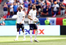 Benzema gây choáng với số cú sút không ghi bàn tại EURO