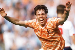 Danh sách các trận chung kết Euro: tỷ số, cầu thủ ghi bàn, đội hình 