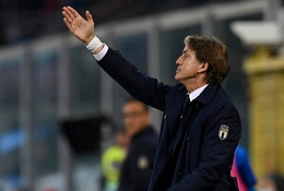 Mancini chính thức lên tiếng về tương lai sau thất bại của Italia