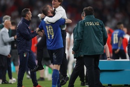 HLV Mancini nghẹn ngào sau khi Italia vô địch EURO 2021