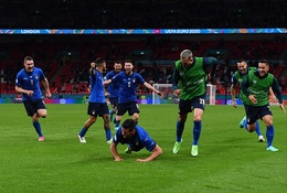 Italia đứng thứ 2 mọi thời đại về thành tích tại EURO