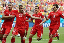 Video 50 bàn đẹp nhất lịch sử World Cup: Rocket thương hiệu Shaqiri 