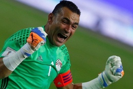 Kỳ lạ thủ môn già nhất thế giới sẽ tham dự World Cup 2018