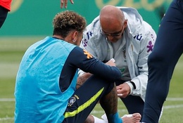 Neymar sẽ phải lê chân đến World Cup