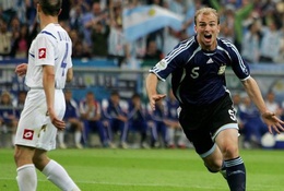 Top 50 bàn đẹp nhất lịch sử World Cup:  "Kiệt tác 26 đường chuyền" của Argentina 