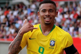 Gabriel Jesus và cuộc chiến mỉm cười cho áo “số 9” của Brazil ở World Cup