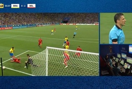 VAR bỏ qua tình huống Jesus bị "phạm lỗi" và Brazil mất oan phạt đền trước Bỉ?