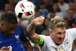 Quả phạt đền ĐT Pháp được hưởng qua góc nhìn chuyên gia