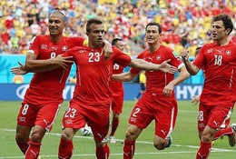 Video 50 bàn đẹp nhất lịch sử World Cup: Rocket thương hiệu Shaqiri