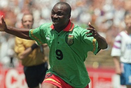 Video huyền thoại World Cup: Sư tử bất khuất Roger Milla