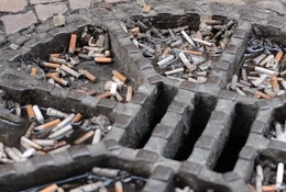 Thư EURO: Ác mộng đầu lọc thuốc lá 