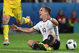 Joachim Loew tiếp tục đặt cược vào "số 9 ảo" Goetze