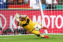 Khi đá luân lưu 11 mét không chỉ là may rủi