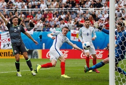 Jamie Vardy có việt vị hay không ở bàn gỡ hòa cho ĐT Anh?