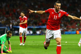 Bảng B, Nga 0-3 Xứ Wales: Thịt Gấu Nga chiếm ngôi đầu