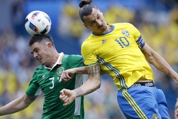 Bảng E, Thụy Điển 1-1 CH Ireland: Thần may mắn Ibra
