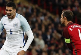 Giao hữu quốc tế: Anh 1-0 Bồ Đào Nha: Smalling lập công
