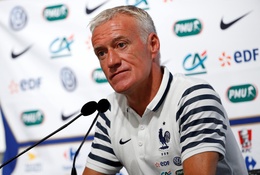 Didier Deschamp kiện Eric Cantona tội vu khống