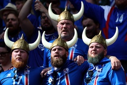 Doanh số áo đấu Iceland tăng 1.800% 