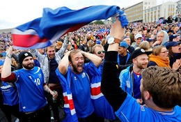 Iceland càng thành công tại Pháp, lạm phát ở quê nhà càng tăng