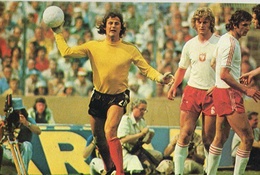 Bóng đá Ba Lan, từ trận đấu 6 phút đến giấc mơ lên đỉnh châu Âu