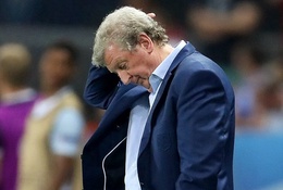 Roy Hodgson từ chức HLV trưởng đội tuyển Anh