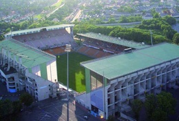 Hướng tới VCK EURO 2016: Sân Bollaert-Delelis có sức chứa bằng cả dân số thị trấn