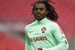 Renato Sanches được ví như quái vật