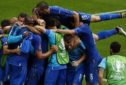 Video: Những tình huống đáng chú ý trận Tây Ban Nha gặp Italia