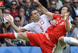 Thụy Sĩ 1-1 Ba Lan (Pen: 4-5): "Đại bàng trắng" vào tứ kết